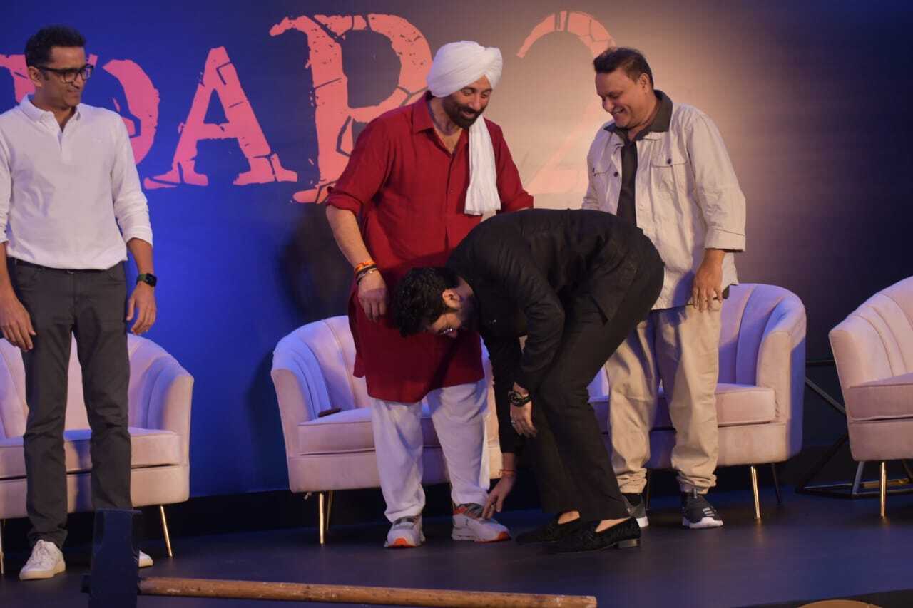 Sunny`s on-screen son Utkarsh Sharma touched his feet at the event